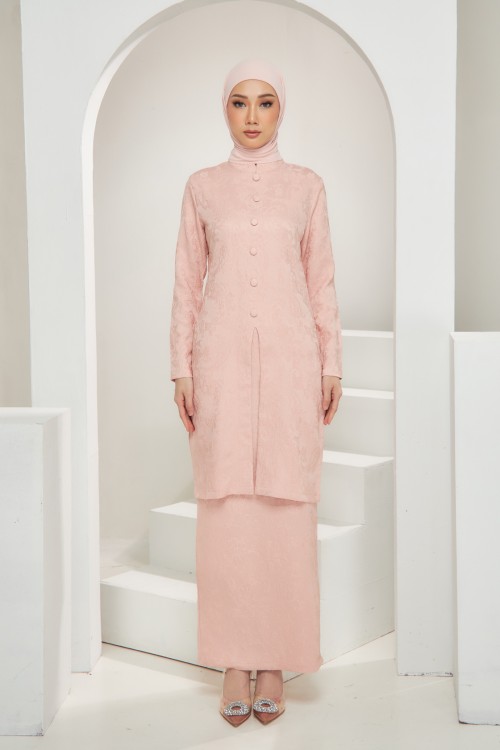 Ayana Kebarung Moden in Salmon Pink