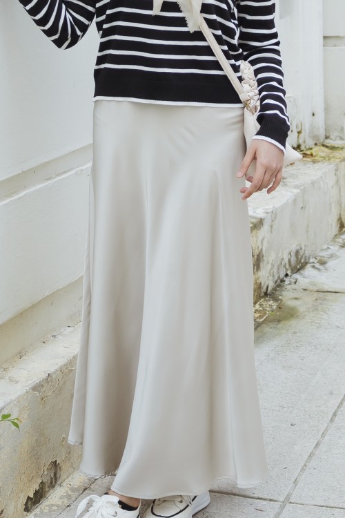 Serra A-line Skirt in Soft Grey