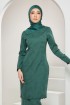 Nadia Kurung Moden in Emerald Green