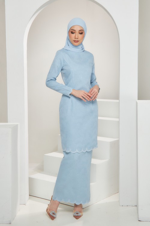 Nadia Kurung Moden in Baby Blue