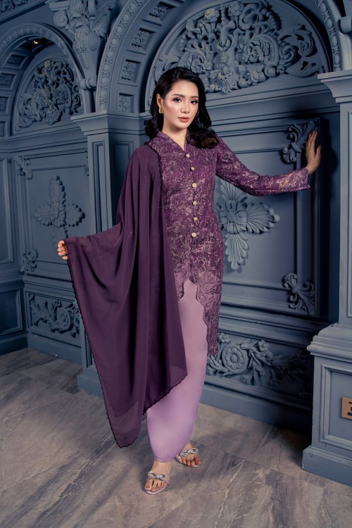 Tiara Kebaya in Purple