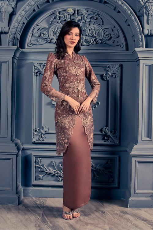 Tiara Kebaya in Hazelnut Brown