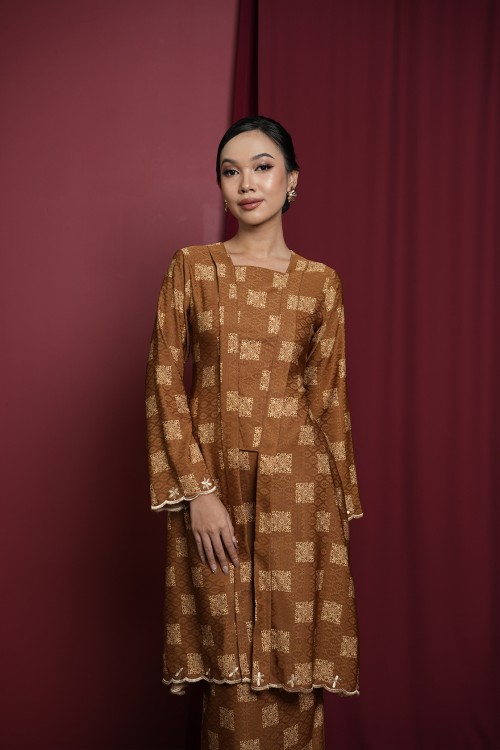 Jasmine Kebaya in Gold Brown