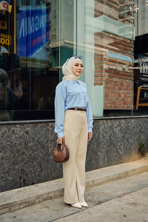 Joana Blouse Top in Soft Blue