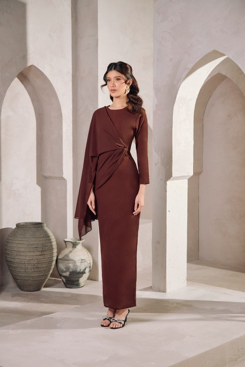 Nayla Dress in Rich Brown