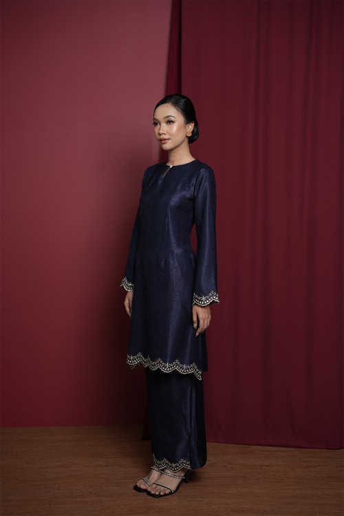 Serra Kurung In Navy Blue