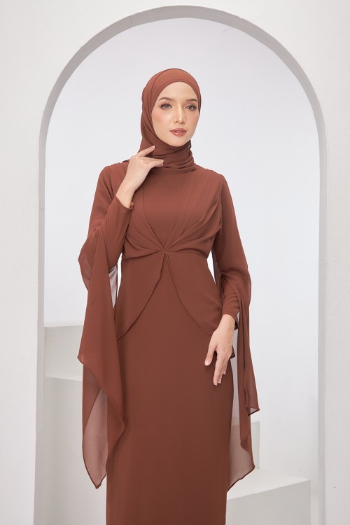 Sylvia Dress in Brown