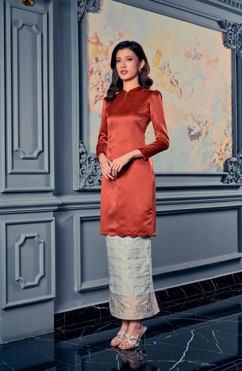 Maria Kurung In Brown